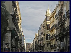 Plaza de la Reina 08 - Carrer de la Pau
